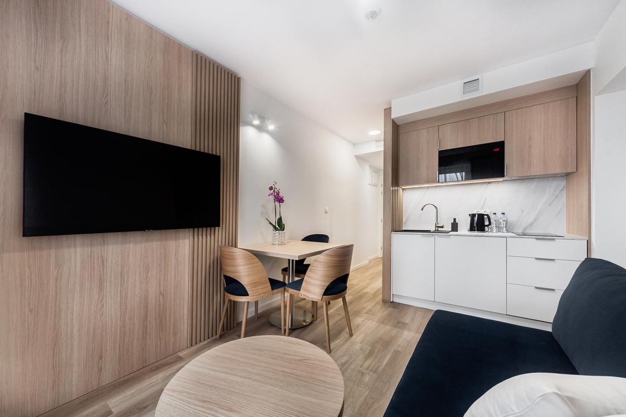 Aurum Aparthotel - Nowe Apartamenty Blisko Plazy - Neue Appartements In Strandnaehe Swinoujscie Bagian luar foto